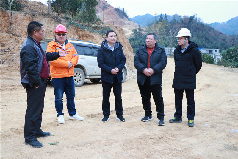 3.拉京房屋拆迁问题讨论.jpg 十大网投靠谱网站